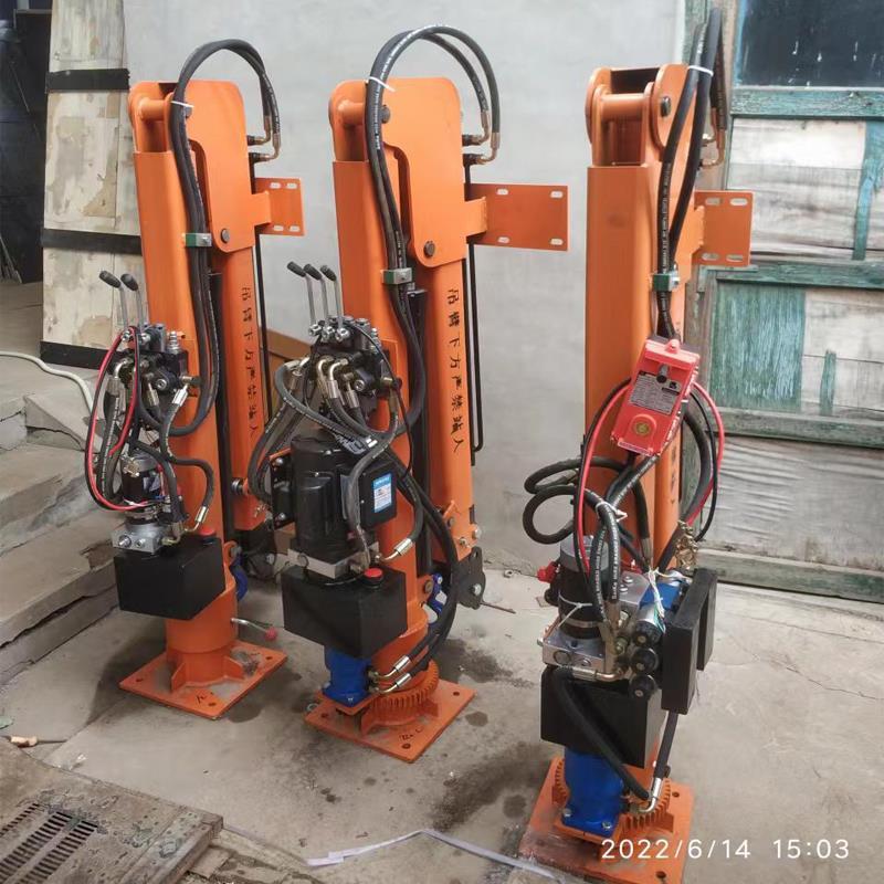 大村乡重汽蓝牌随车吊 3.2吨 国六动力强 液压驱动 农用自卸起重机